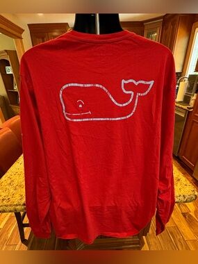 Vineyard Vines men’s long sleeve whale t-shirt. Sharp red with blue iconic logo.